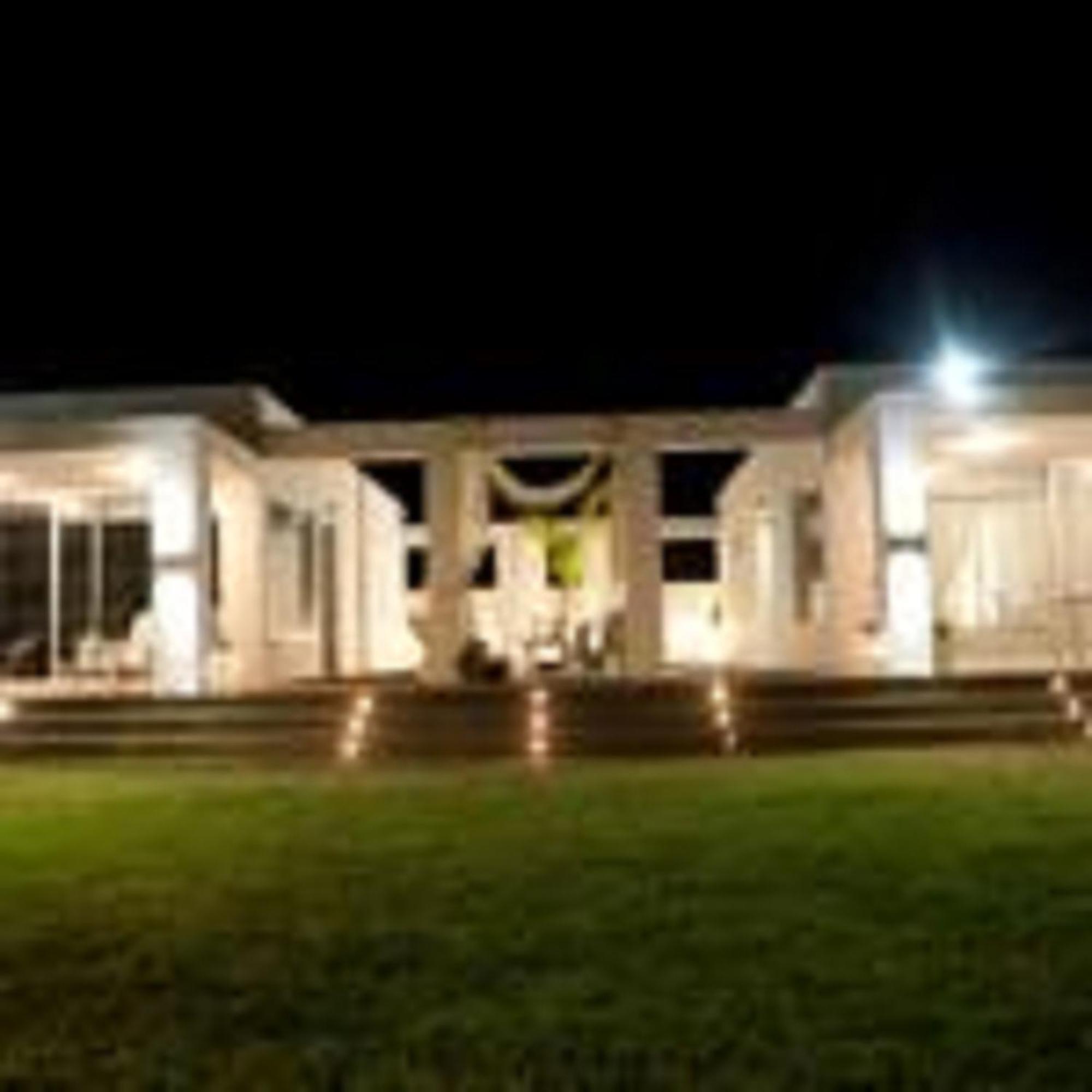 Reveli Estate Villa Kalathas Rum bild